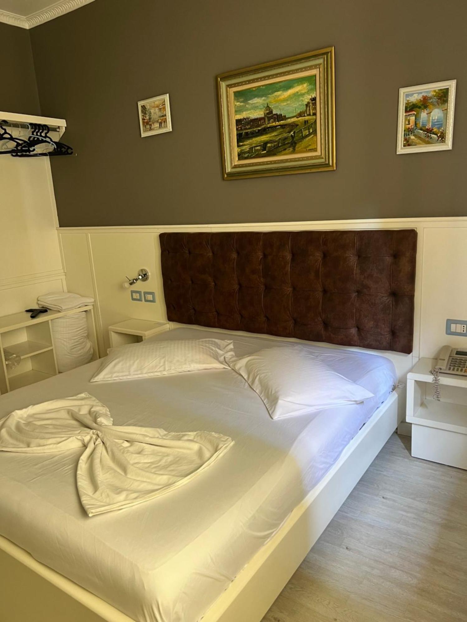 Hotel Kastria 地拉那 外观 照片